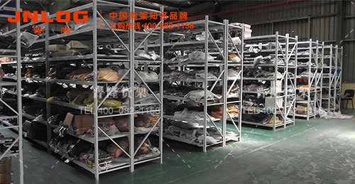 <b>晉隆貨架廠家?guī)湍阋幌聜}儲(chǔ)貨架能使用多久！</b>